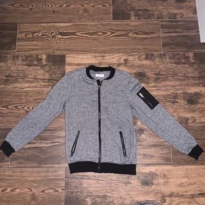 boys black and gray sweater